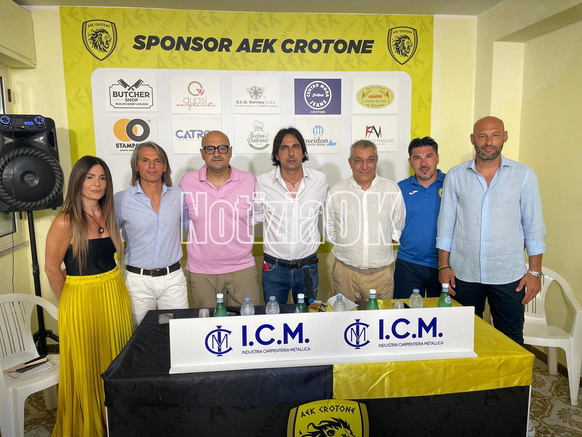 Calcio, l'Aek Crotone presenta la nuova dirigenza: ''Obiettivo salvezza tranquilla'' - 