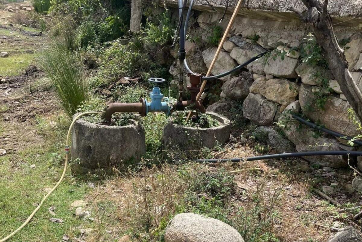 Furto d'acqua e allacci abusivi, due persone deferite - 