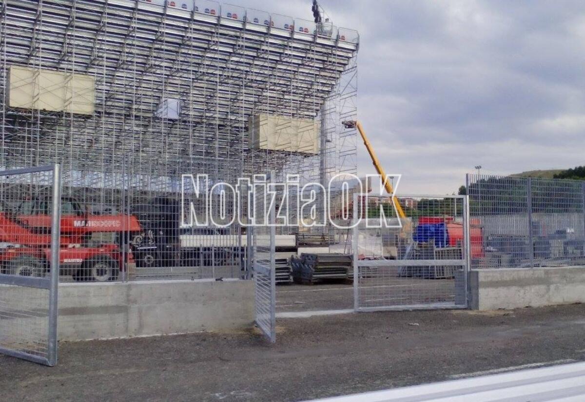 Crotone - Al via i lavori alla tribuna, Voce: «Partiranno fra qualche settimana» - 