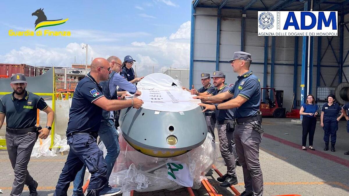 Traffico di Armi - Sequestrati in porto due droni da guerra diretti in Libia - 