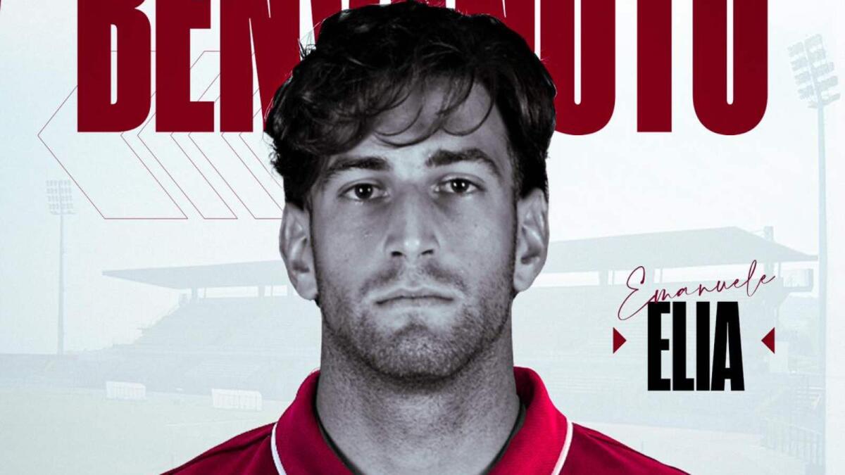 Calcio, nuova sfida per il difensore crotonese Emanuele Elia - 