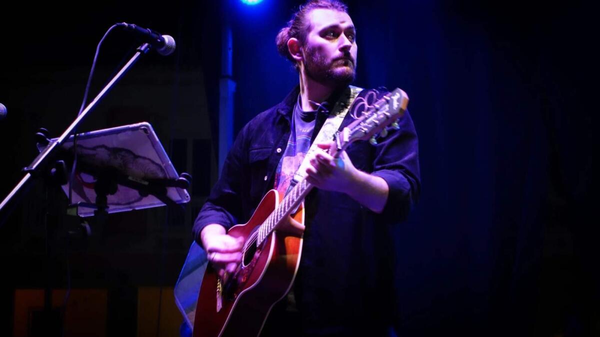 Il cantautore crotonese Josh presenta un nuovo singolo - 