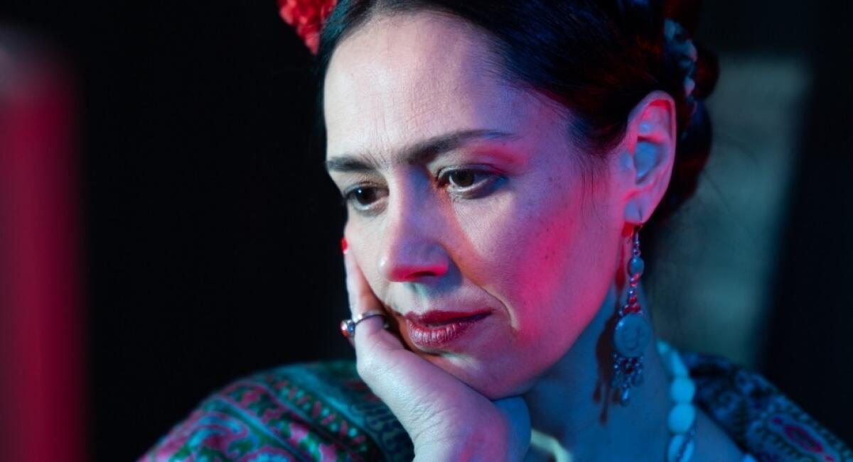 Crotone - Impeto e rivoluzione alla villa comunale: la vita di Frida Kahlo - 