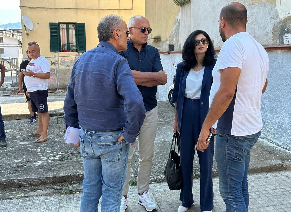 Cosenza - Sopralluogo a via degli Stadi, il Sindaco: "Non sarà più periferia" - 