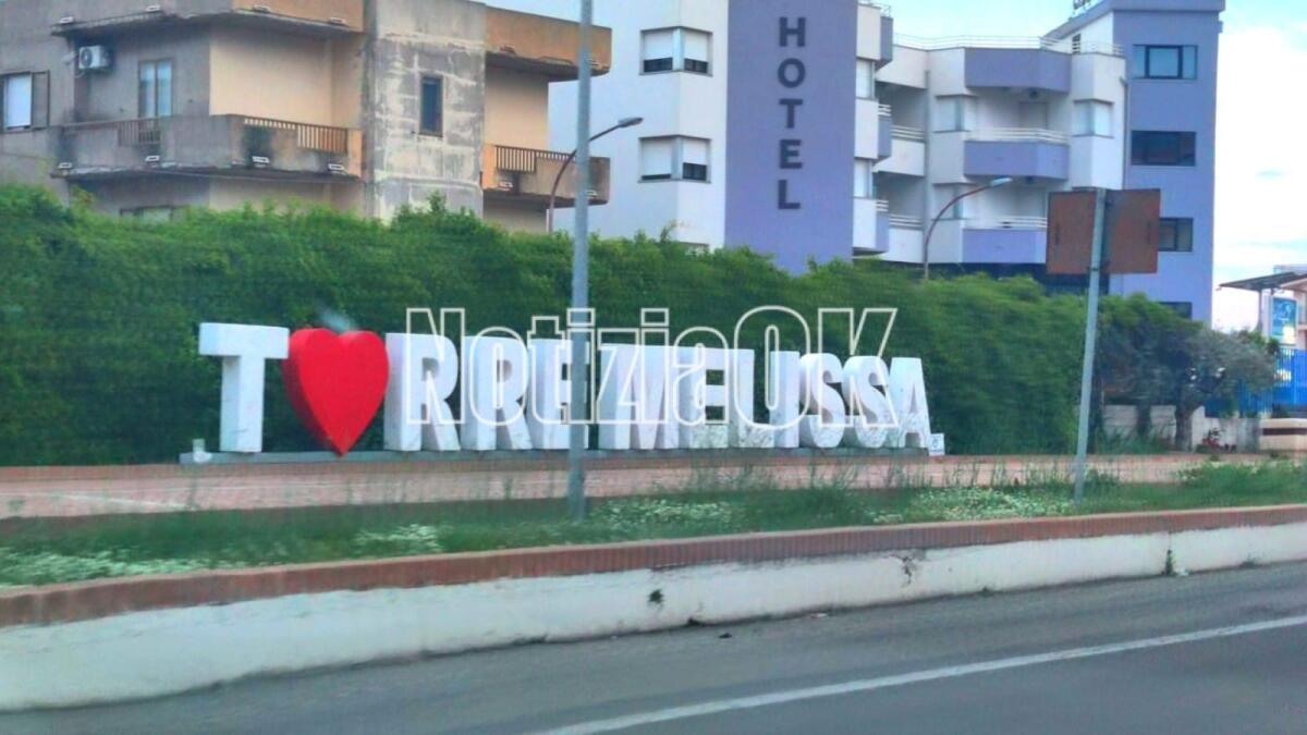 Melissa - Microalga tossica, verso revoca divieto balneazione - 