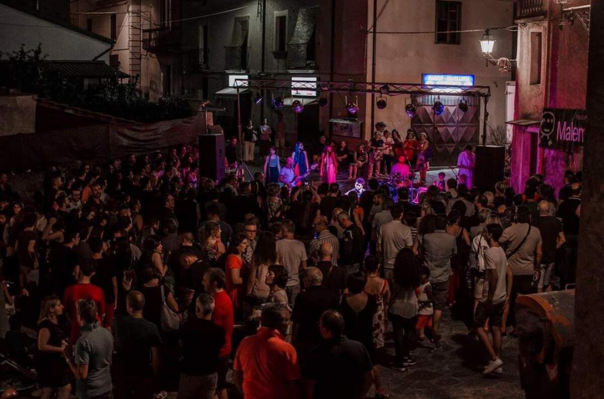 San Basile - “La via dei supporti e degli antichi mestieri e sapori” -