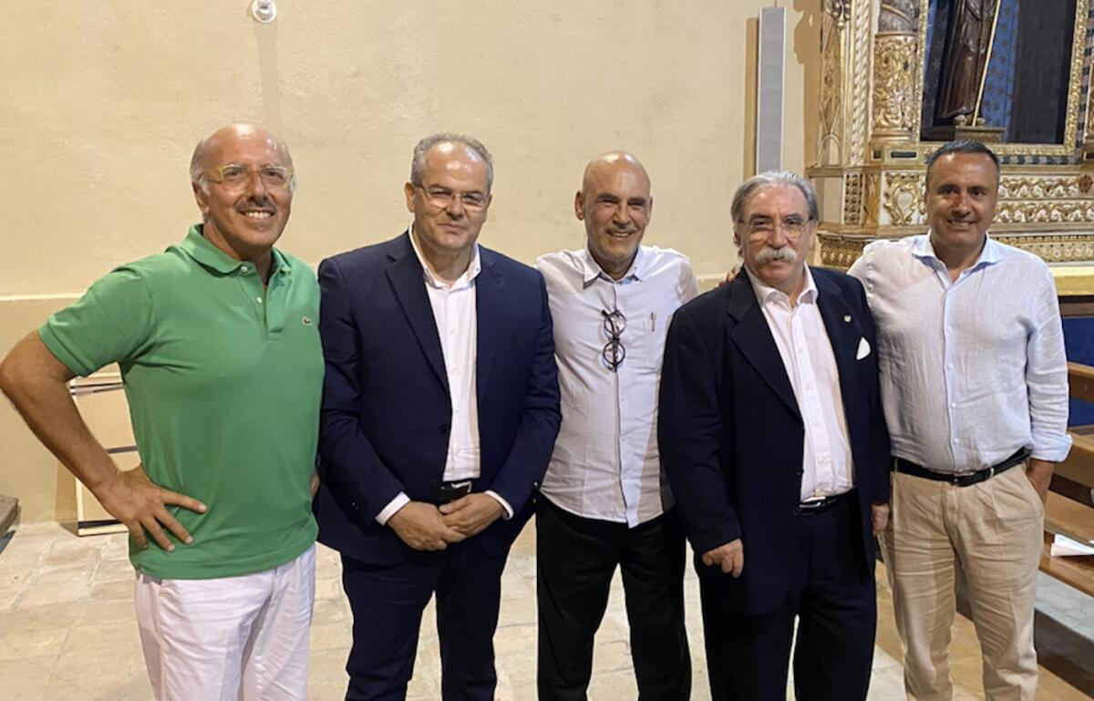 Inizia oggi il Premio Caccuri, quattro i finalisti che si contenderanno la Torre d'Argento -