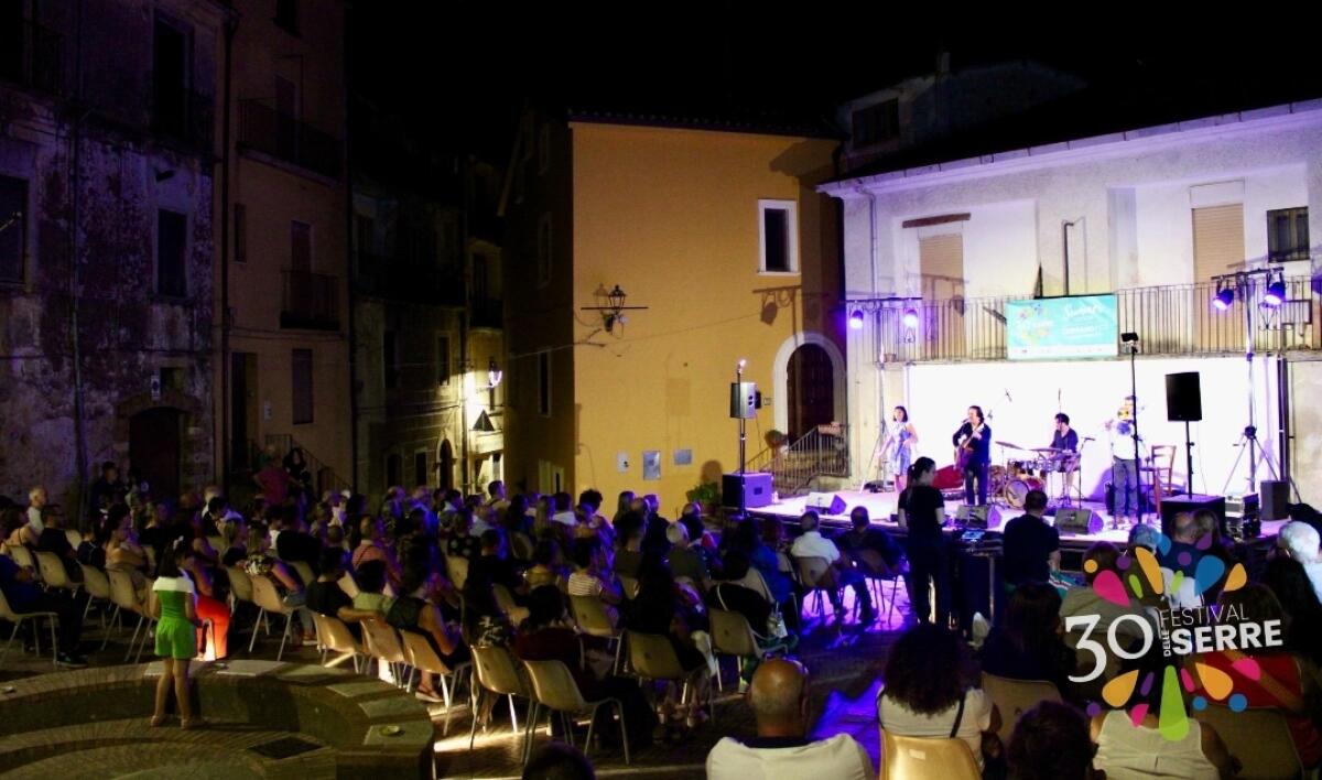 Cerisano, le illuminanti visioni e le produzioni musicali: aspettando il Festival delle Serre - 