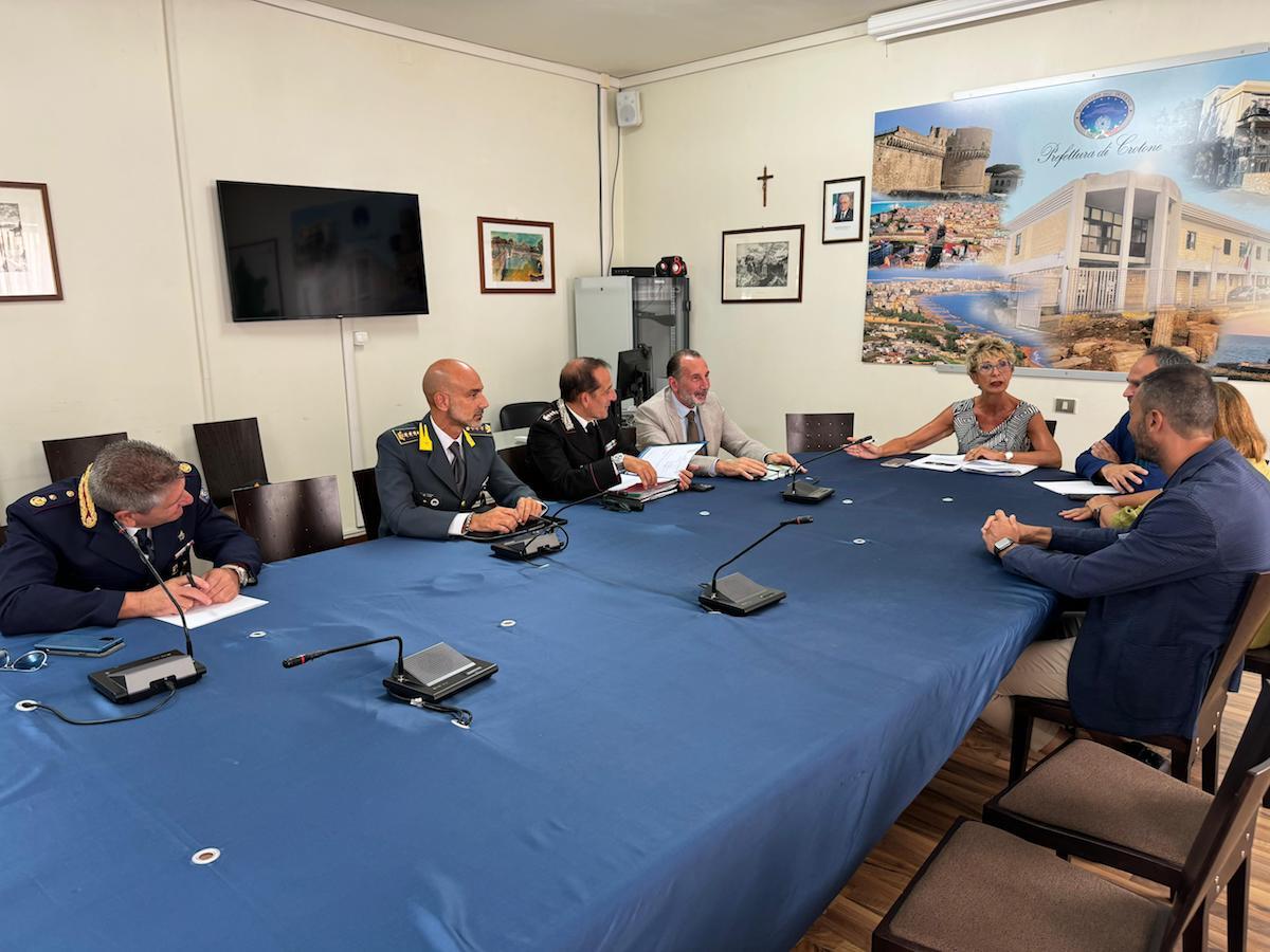 A Crotone e provincia un Ferragosto sicuro, pattugliamento appiedato e controlli rinforzati - 