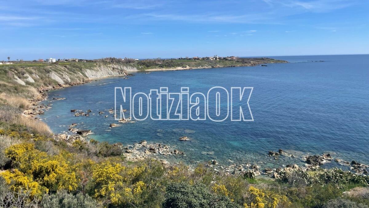 Ritrovato ordigno bellico nel mare di Crotone, interdetto lo specchio d'acqua - 