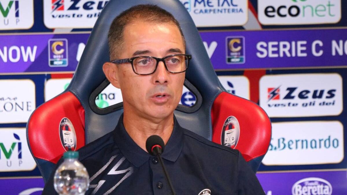 #CrotoneTeamAltamura | Mister Longo: "Vogliamo essere la squadra del popolo" - 