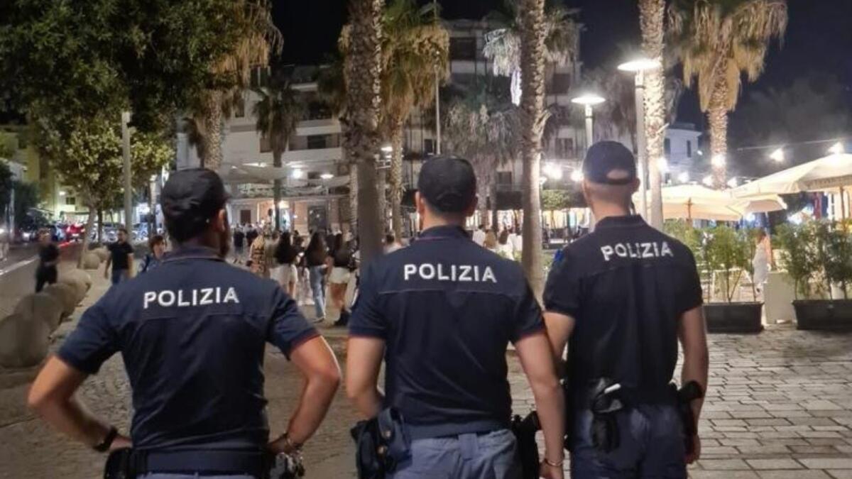 Crotone - Somministra bevande alcoliche a un tredicenne, denunciati barista ed esercente - 