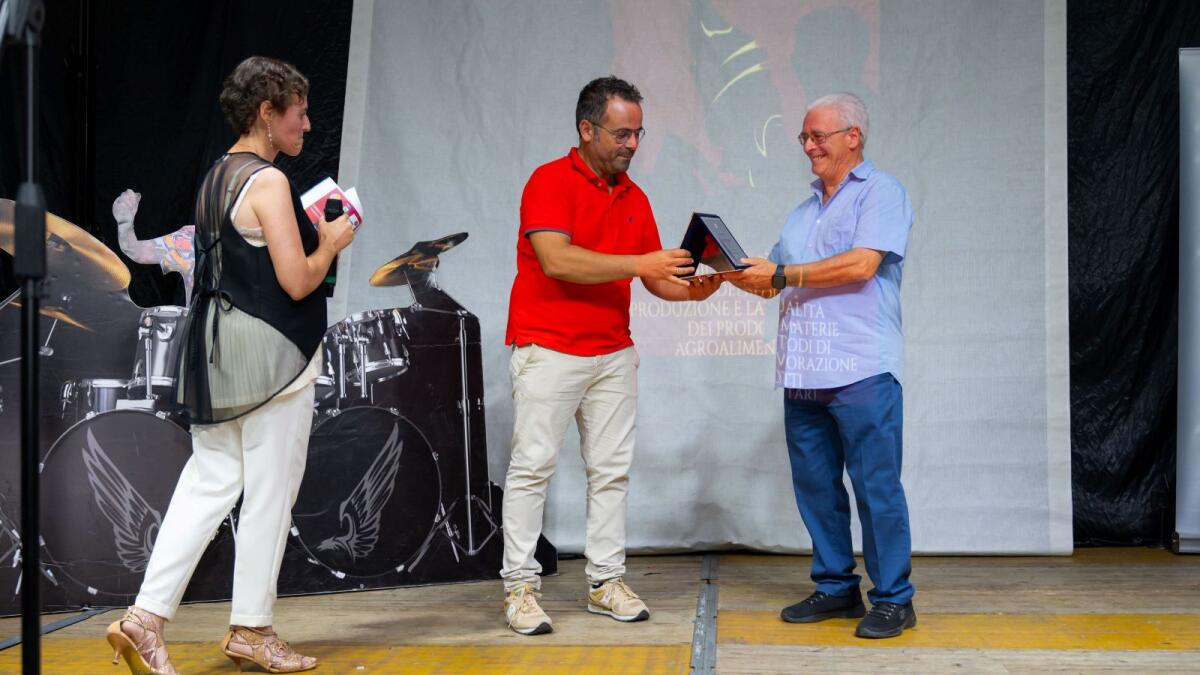 Civita - Successo per la prima edizione del Premio Scanderberg -