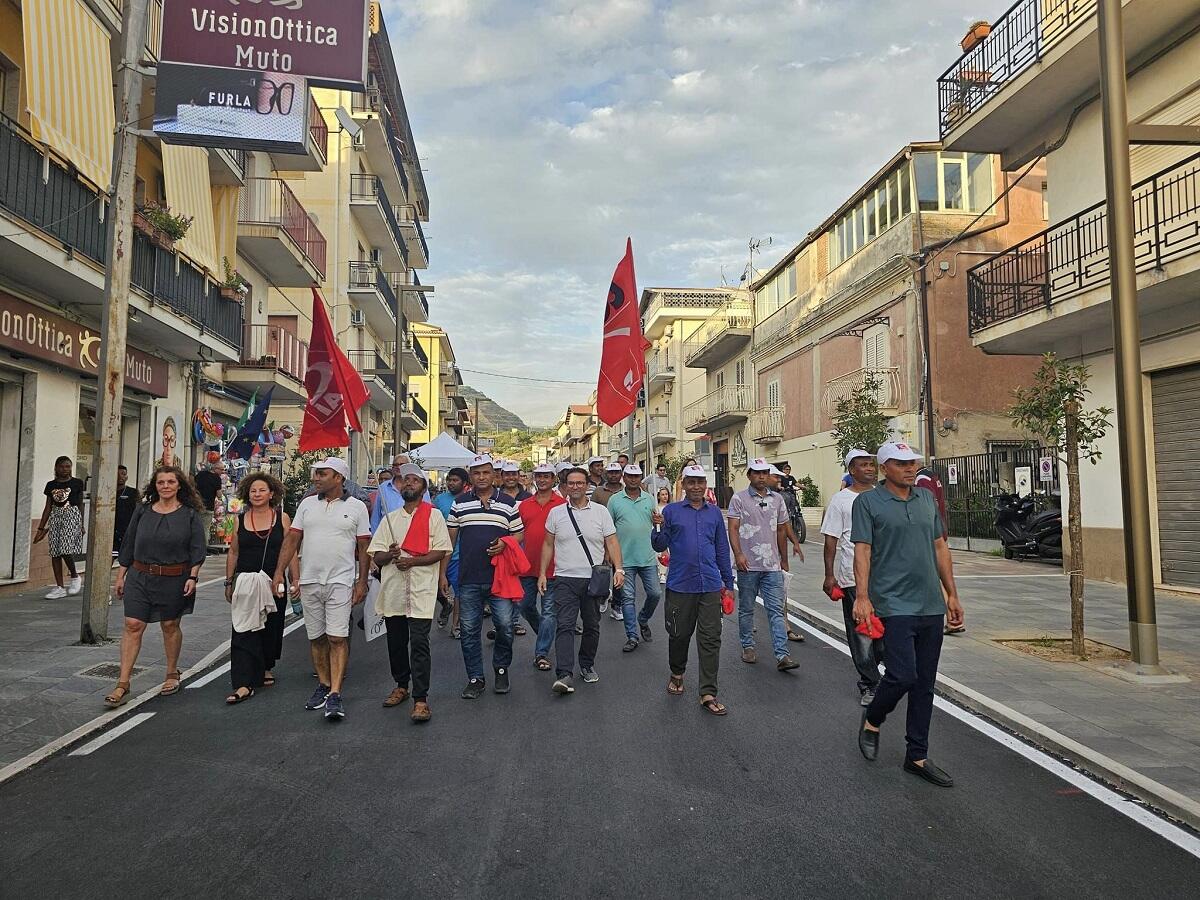 A Campora la Festa dei Popoli, qui 800 lavoratori stranieri lavorano regolarmente e vivono il territorio - 