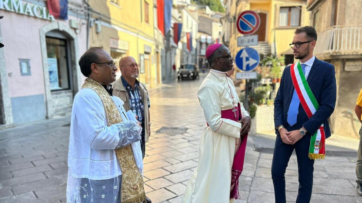 Mormanno - Per la Festa dell'Assunta arriva Monsignor Okolo - 
