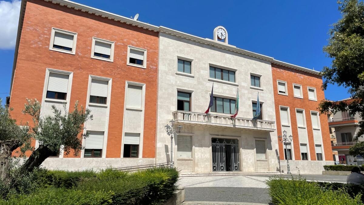 Crotone - Il Comune aderisce alla Piattaforma digitale Dati, servizi più efficienti per il cittadino - 