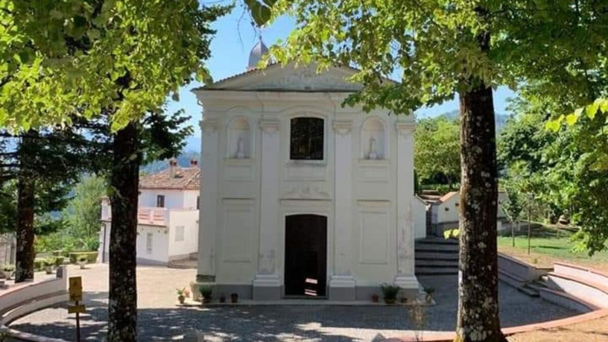 Laino Borgo - Il Patriarca di Gerusalemme in visita al santuario delle Cappelle - 