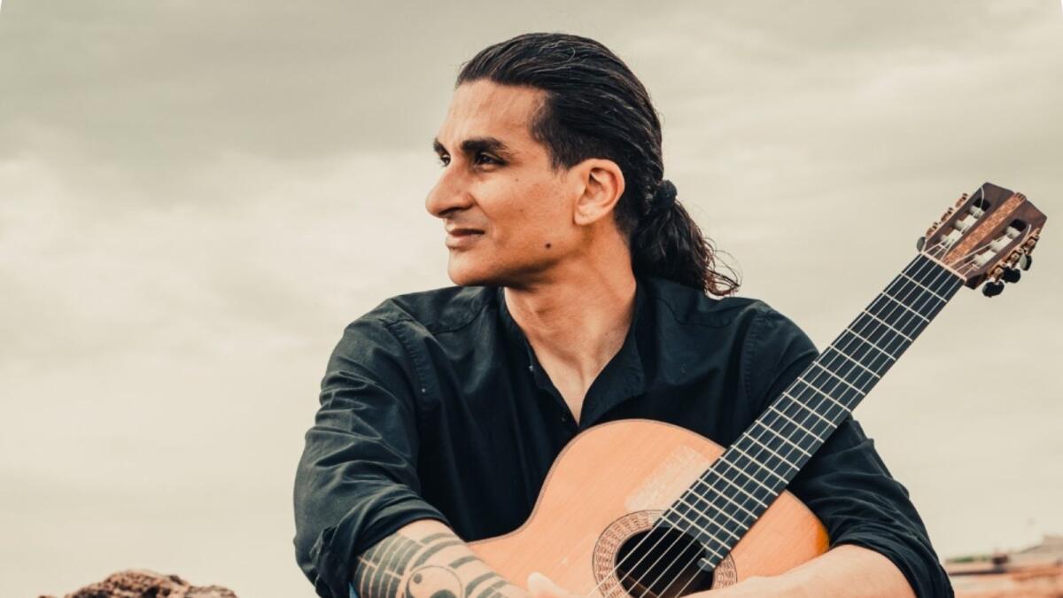 Venti canti popolari diventano l'arte di Daniele Fabio - 