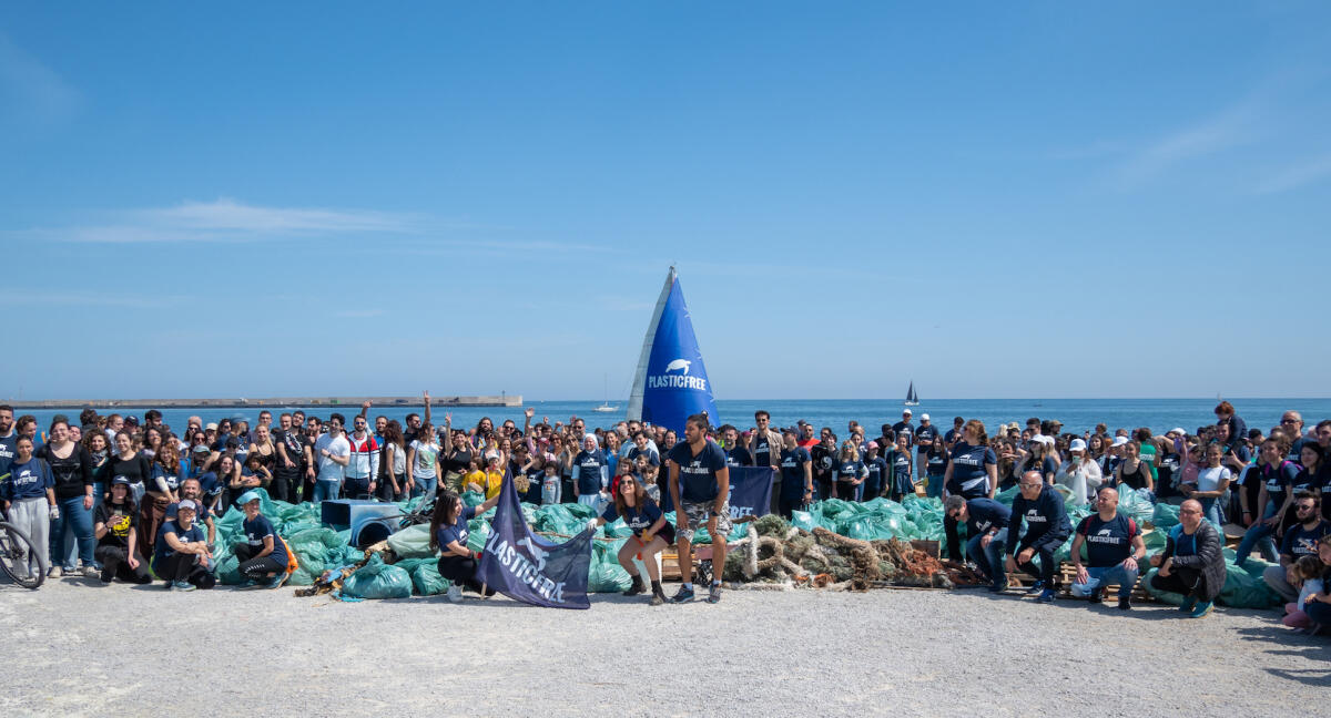 Plastic Free Onlus celebra la Giornata Mondiale senza sacchetti di plastica - 