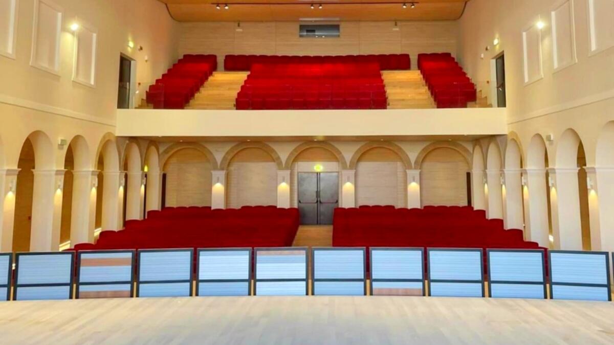 Crotone - Il Teatro Comunale è finalmente pronto - 