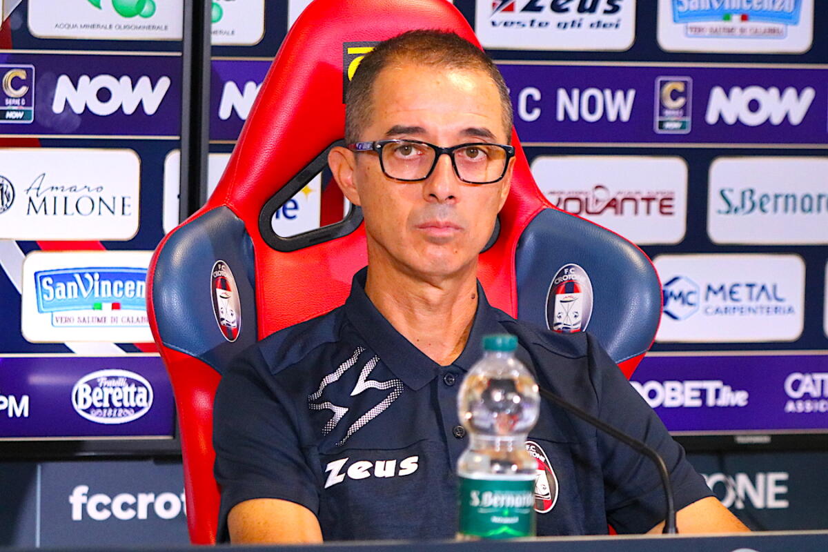 #PotenzaCrotone - Mister Longo: "Non posso dire che la squadra non meritasse la vittoria" - 