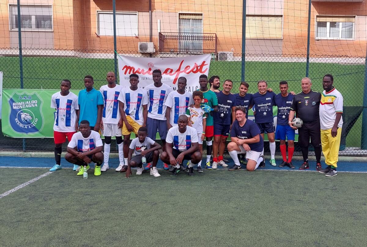 Cosenza - Torneo di calcio tra le rappresentative delle comunità straniere - 