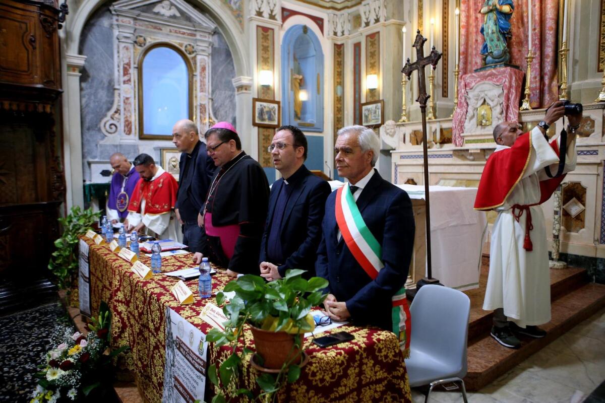 Longobucco, sinergia Chiesa-Istituzioni necessaria per la coesione sociale nell'entroterra - 