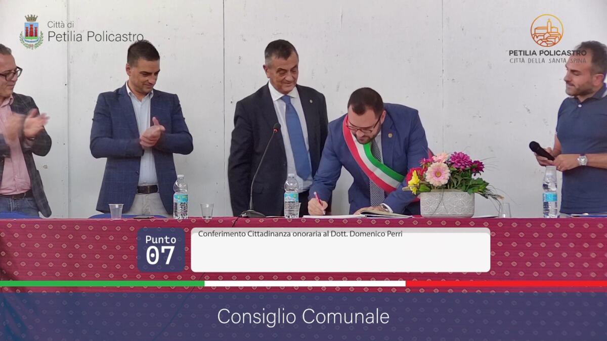 Petilia celebra Domenico Perri, e il suo legame con la comunità - 