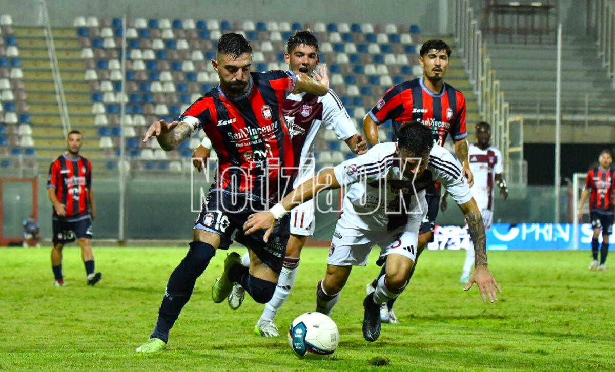 #CrotoneTrapani 1-2 | i Rossoblù pagano l'assenza della TuGo - 