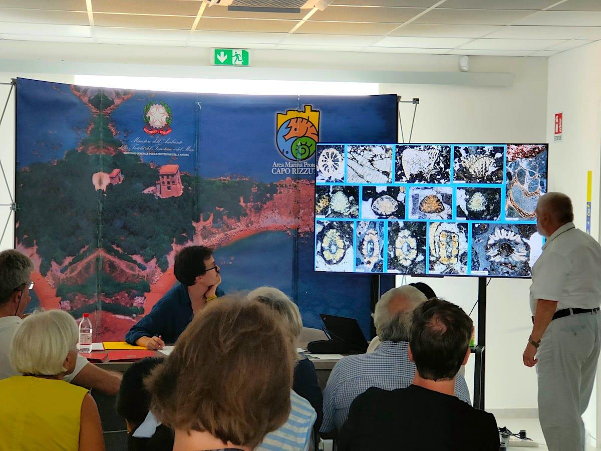 Le Castella - L'Area Marina Protetta accoglie scienzati da tutto il mondo - 