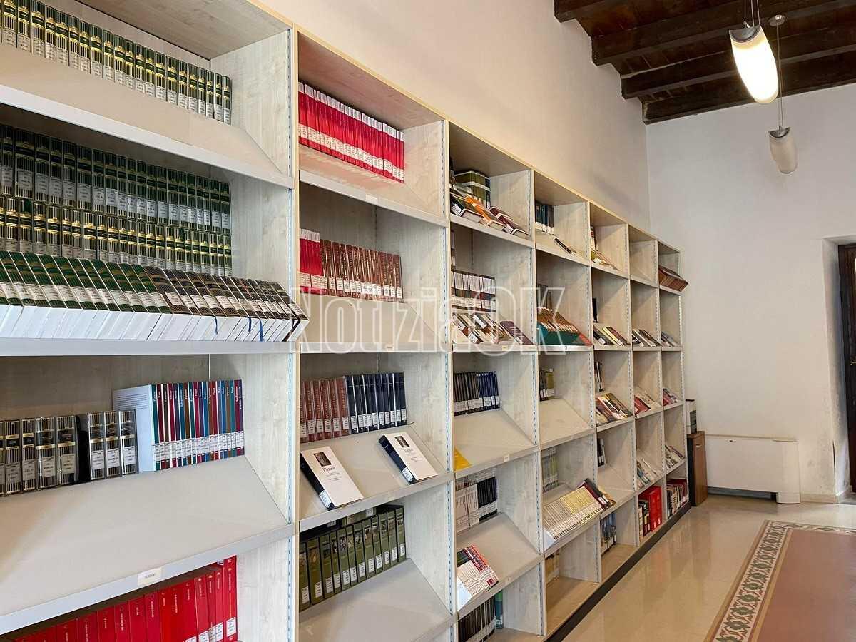 Crotone - La Biblioteca Comunale amplia i suoi spazi - 