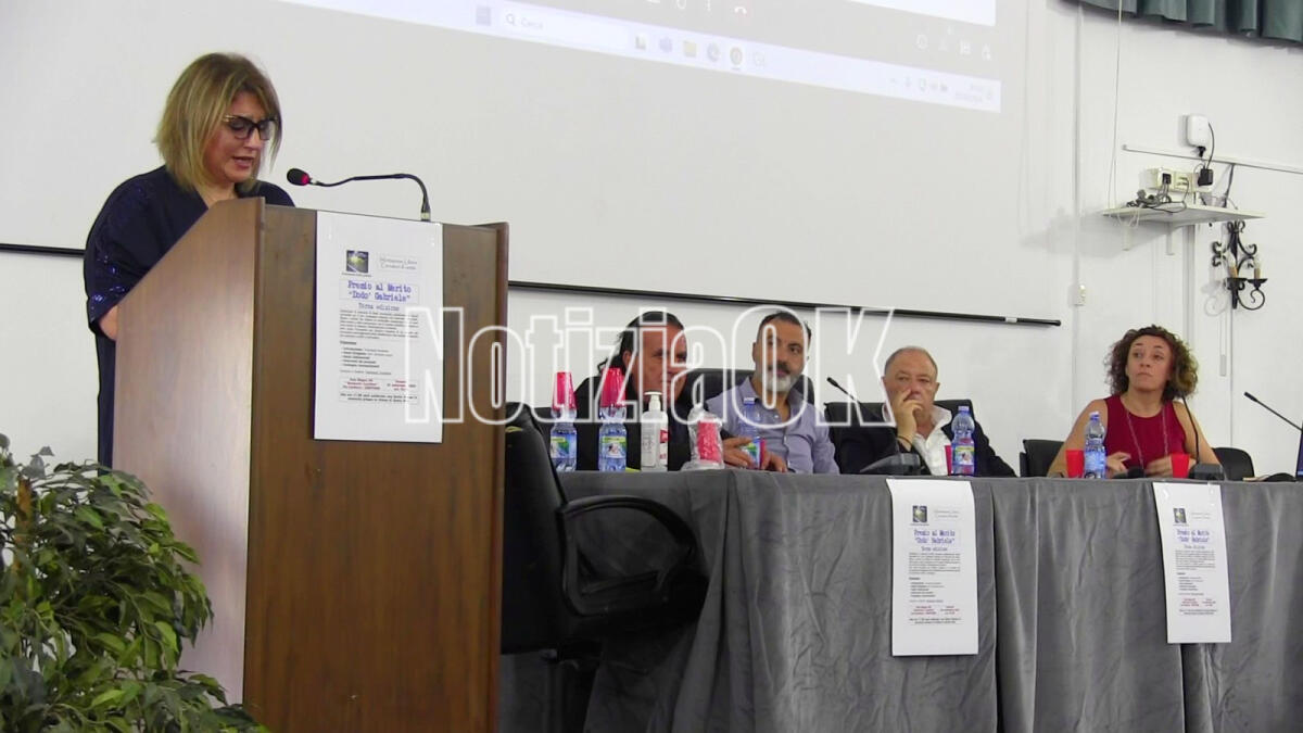 Terzo Premio Dodò Gabriele a chi racconta la mafia: ''Ragazzi, denunciate'' - 