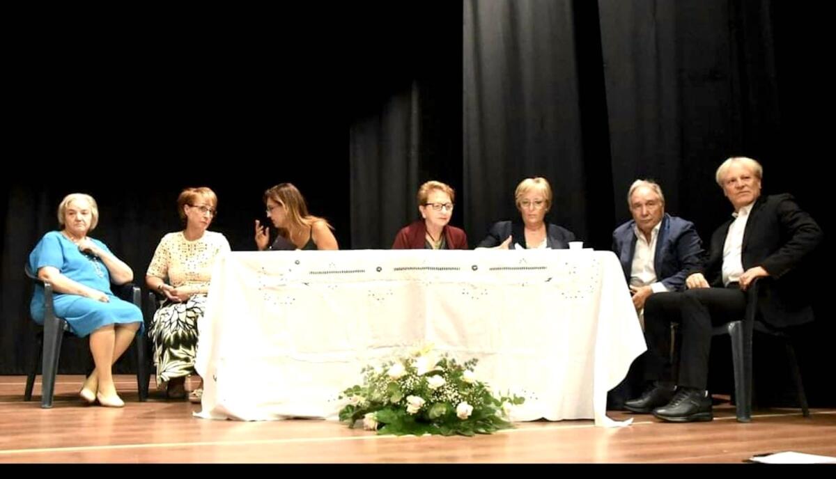 Fuscaldo - Autori e artisti per la premiazione del Concorso Incontri diVersi - 