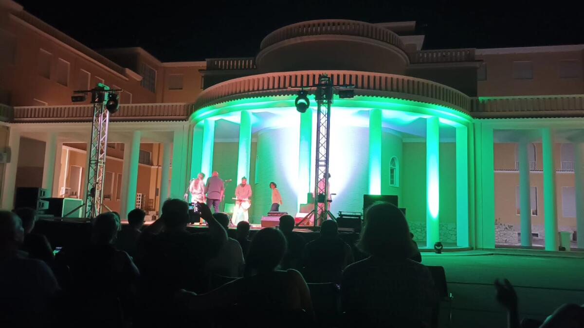 Al Tarantella Power le armonie si intrecciano nella notte di Cetraro -