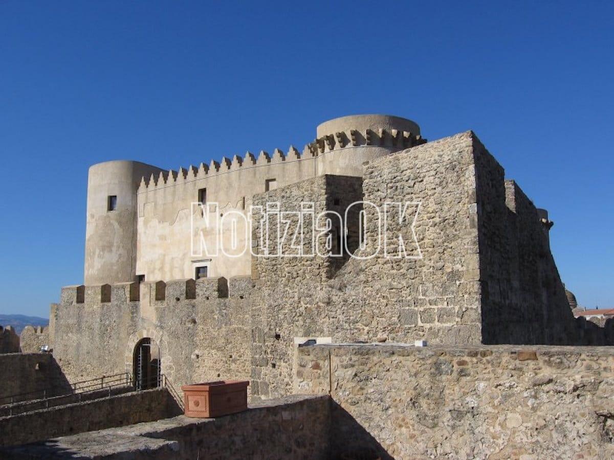 Al sud di ogni altrove, a Santa Severina la seconda edizione del festival di poesia - 