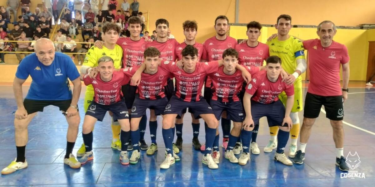 Calcio a 5 - Pirossigeno Cosenza Under 19 in Coppa Divisione - 
