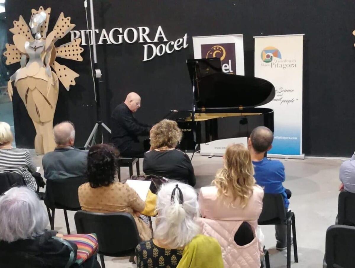 Crotone, una serata di musica col pianoforte di Maiorca e Milano - 