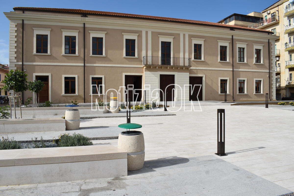 Crotone - Si alza il sipario sul Teatro Vincenzo Scaramuzza - 