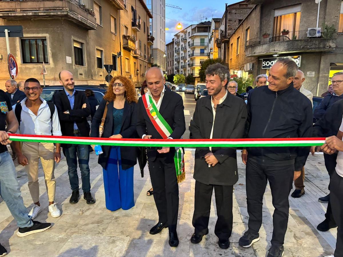 Cosenza - Inaugurata piazza Amendola - 