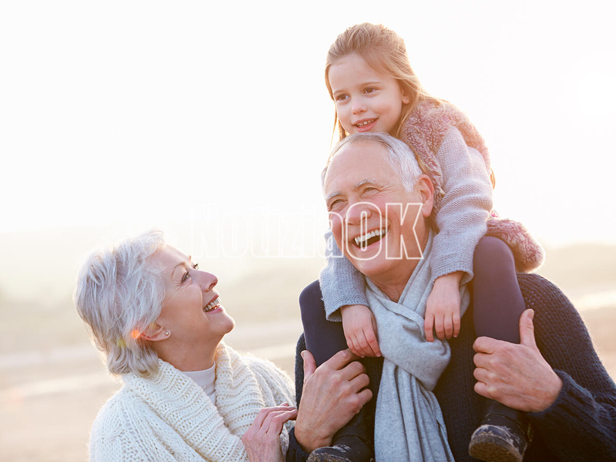 E' la festa dei nonni angeli senza ali e custodi di storie e amore - 