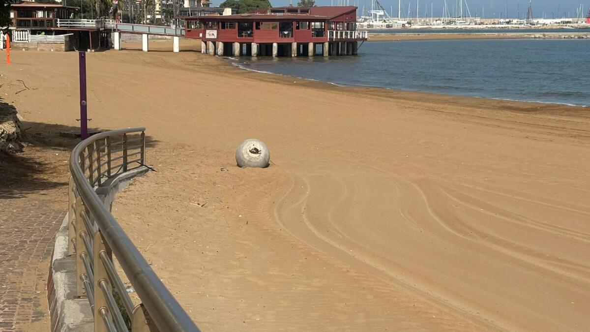 Crotone - Che palle in spiaggia ad ottobre... (Foto Gallery) - 
