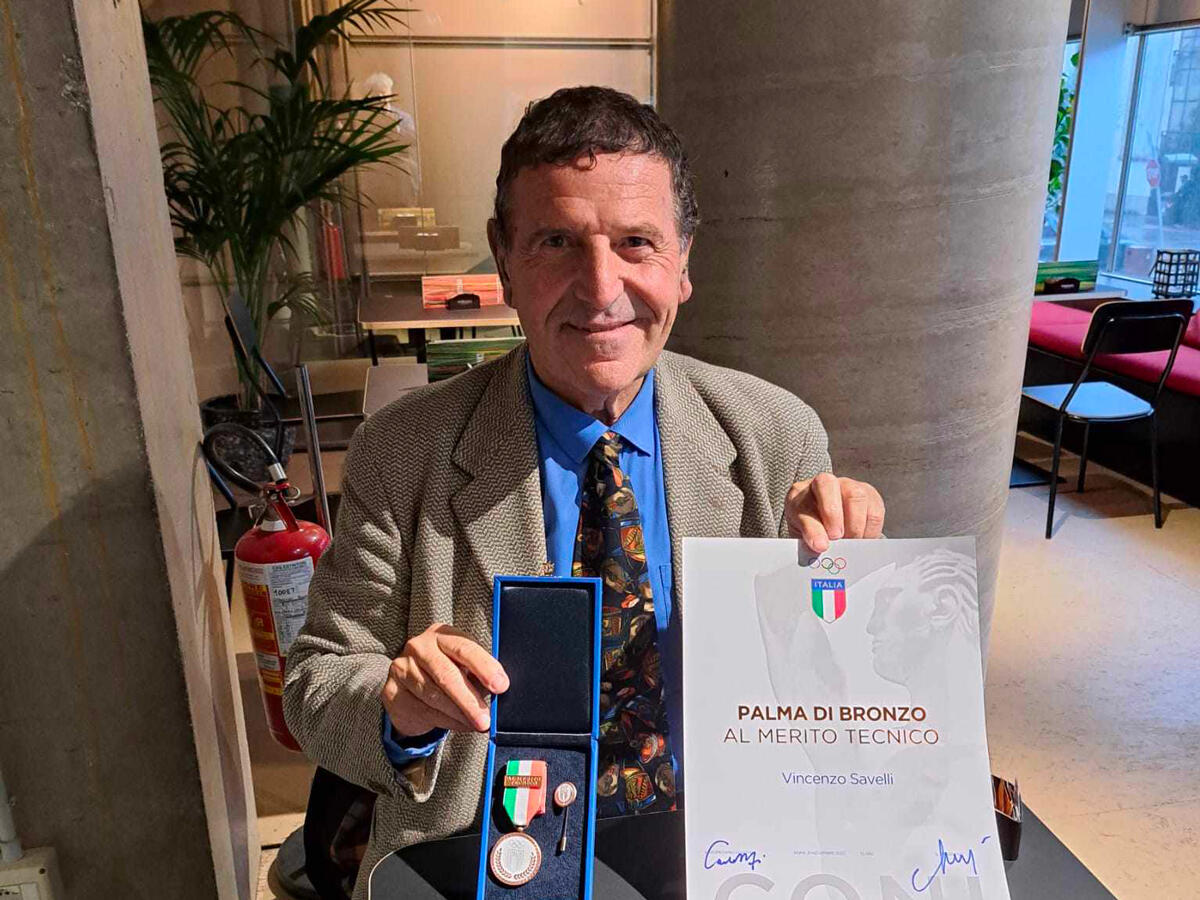 Al crotonese Vincenzo Savelli la Palma di Bronzo al Merito tecnico del Coni - 