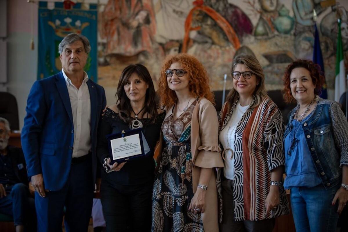 Cosenza - Riconoscimento a Maria Pia Iannuzzi per il suo impegno civile nel cinema e nel teatro - 