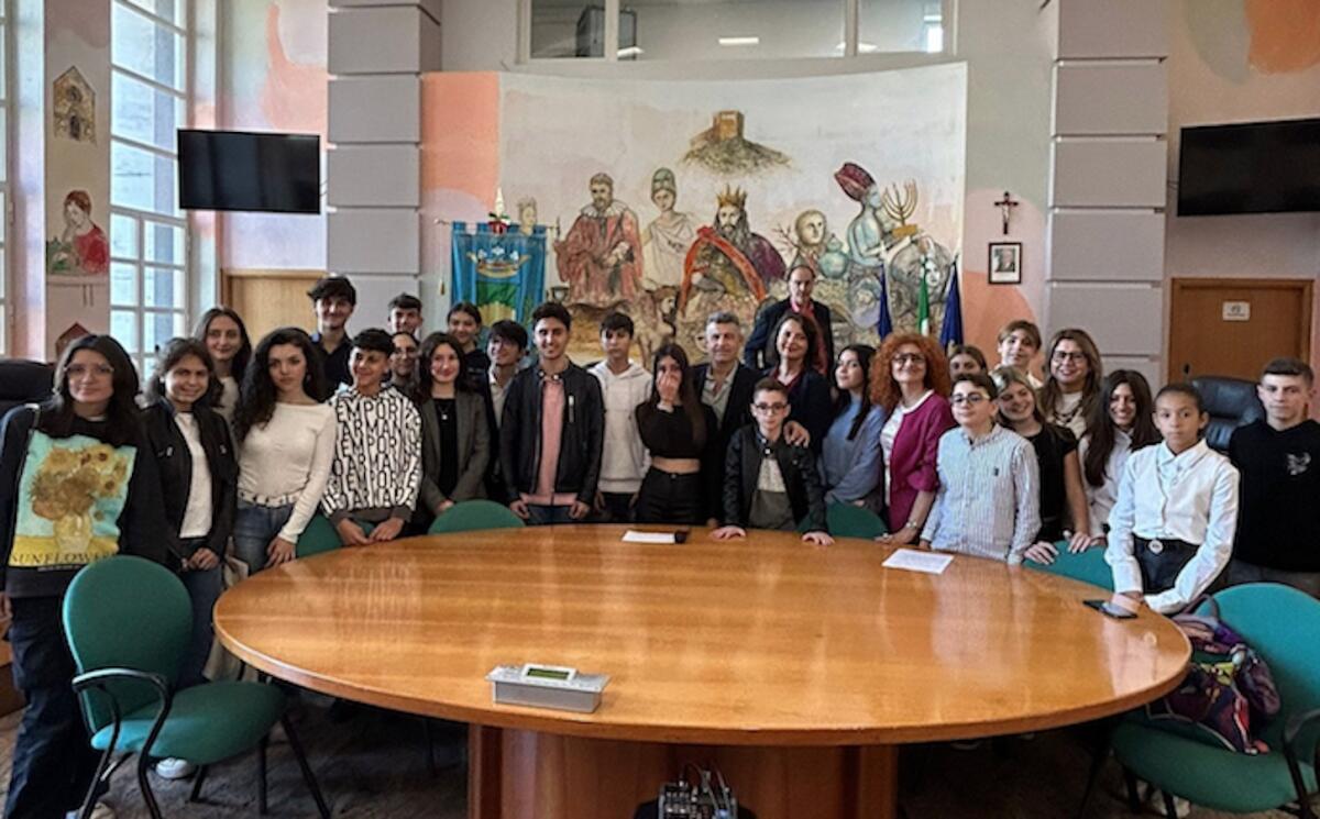 Cosenza - Proclamati gli eletti del Consiglio comunale dei giovani - 
