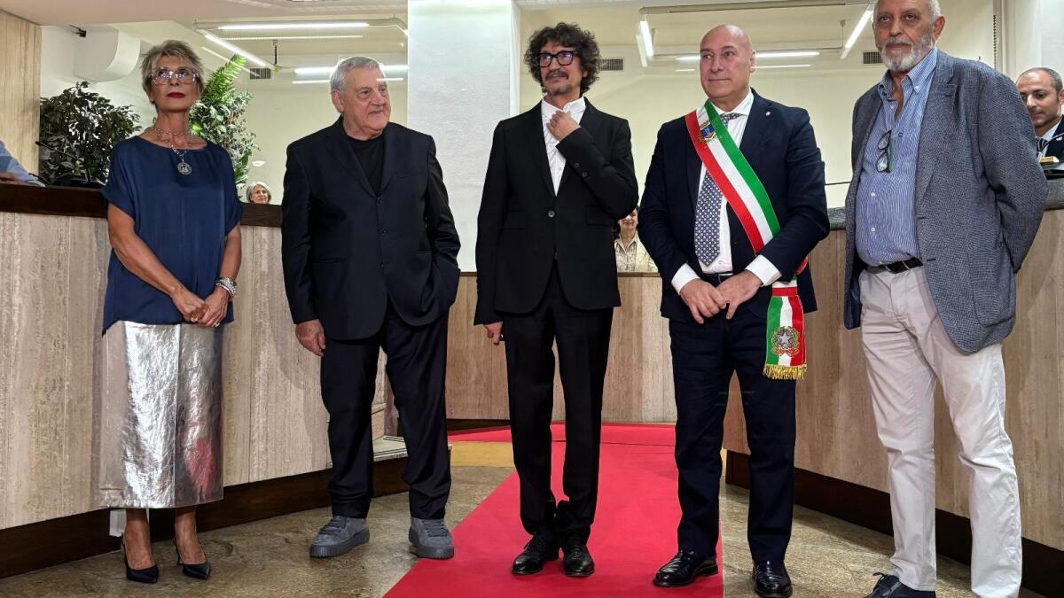 Crotone - A Sergio Cammariere la massima onorificenza cittadina: il "Pitagora d'Oro" - 