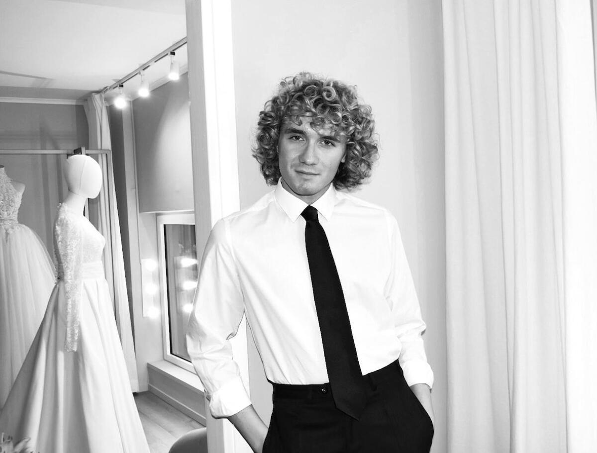 Lo stilista cosentino Elio Guido alla XVII edizione del Roma Fashion White - 