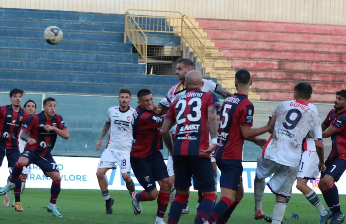 #CrotoneTaranto | I precedenti - L’ultima vittoria del Taranto allo Scida cinquantacinque anni fa - 