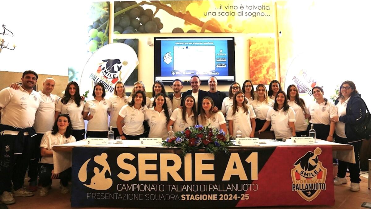 Pallanuoto femminile - Ecco la Smile Cosenza, pronto per la stagione in serie A1 - 