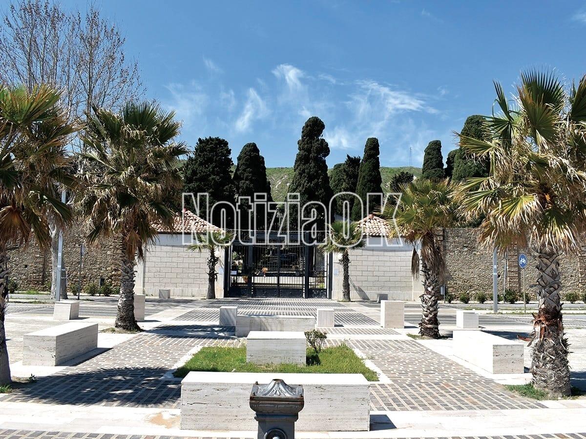 Crotone - Commemorazione dei defunti: cambiano gli orari dei cimiteri cittadini - 