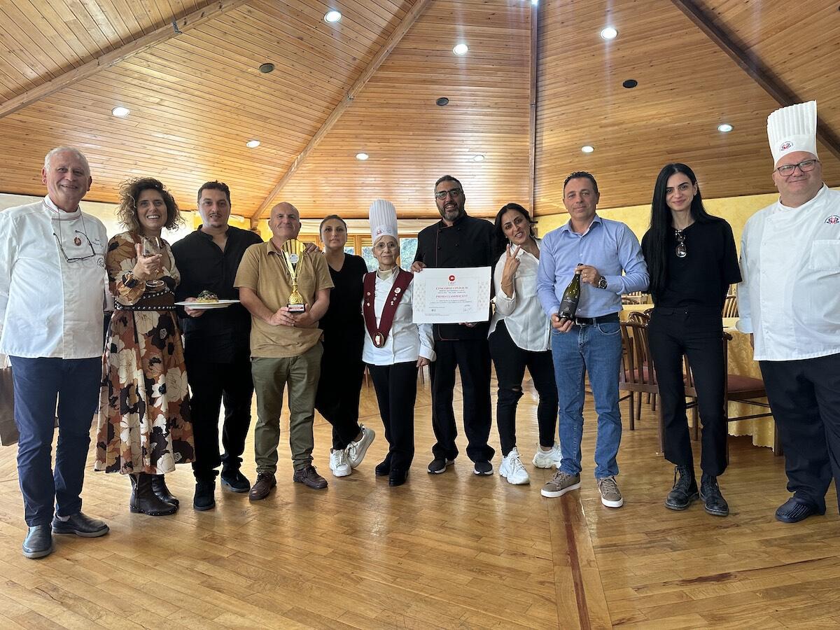 (Foto) Sette chef si sfidano, vincono anche i crotonesi con il Crostone di Pitagora - 
